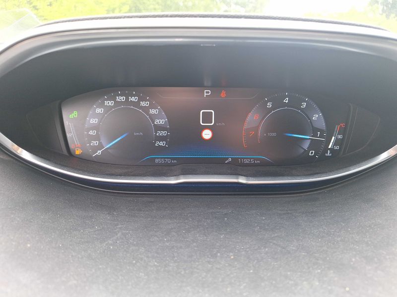 Peugeot 3008 1.6 THP GT Line 2018 – снимка 12