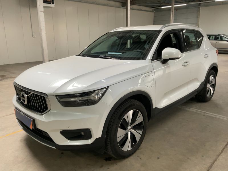 Volvo XC40 1.5 T5 Recharge Plug-in Hybrid Inscription Expression 2WD 2021 – снимка 2