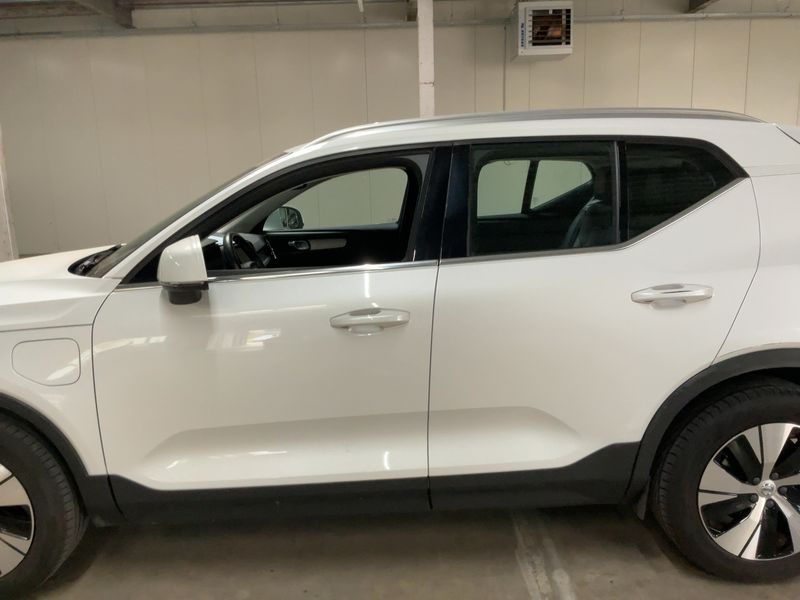 Volvo XC40 1.5 T5 Recharge Plug-in Hybrid Inscription Expression 2WD 2021 – снимка 4