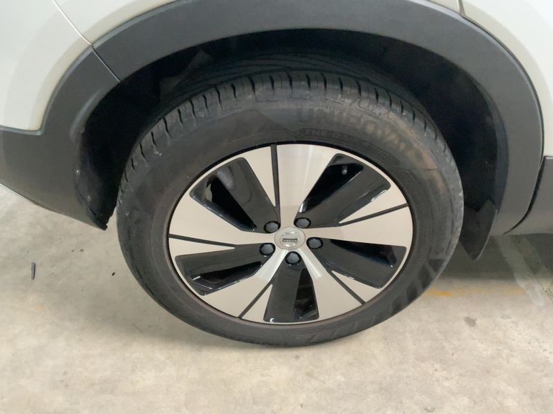 Volvo XC40 1.5 T5 Recharge Plug-in Hybrid Inscription Expression 2WD 2021 – снимка 9
