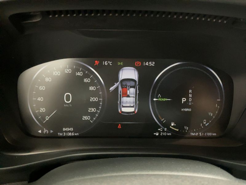 Volvo XC40 1.5 T5 Recharge Plug-in Hybrid Inscription Expression 2WD 2021 – снимка 18