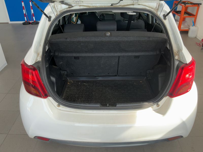 Toyota Yaris 1.5 Hybrid Active 2017 – снимка 15