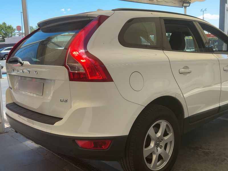 Volvo XC60 2.0 D3 Kinetic 2WD 2013 – снимка 8