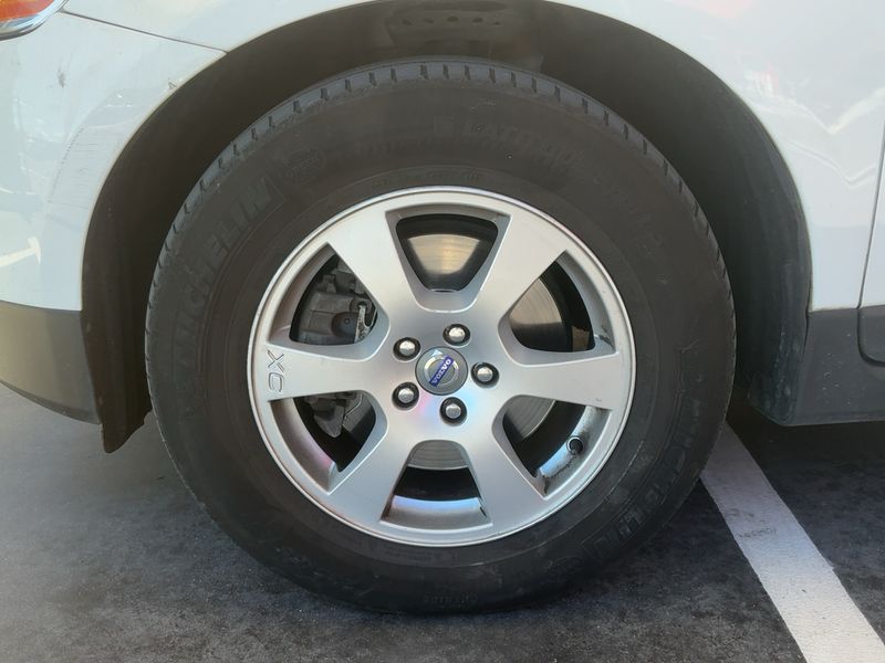 Volvo XC60 2.0 D3 Kinetic 2WD 2013 – снимка 3