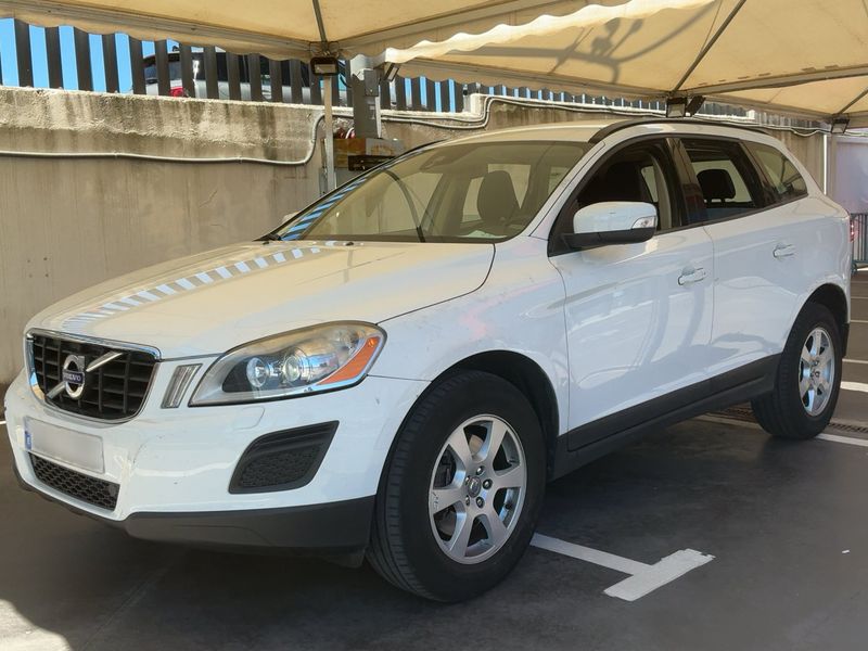 Volvo XC60 2.0 D3 Kinetic 2WD 2013 – снимка 1