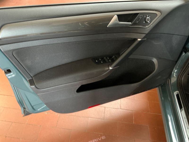 Volkswagen Golf VII 1.6 TDI IQ-DRIVE 2019 – снимка 26