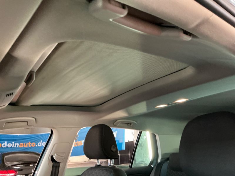 Volkswagen Golf VII 1.6 TDI IQ-DRIVE 2019 – снимка 27