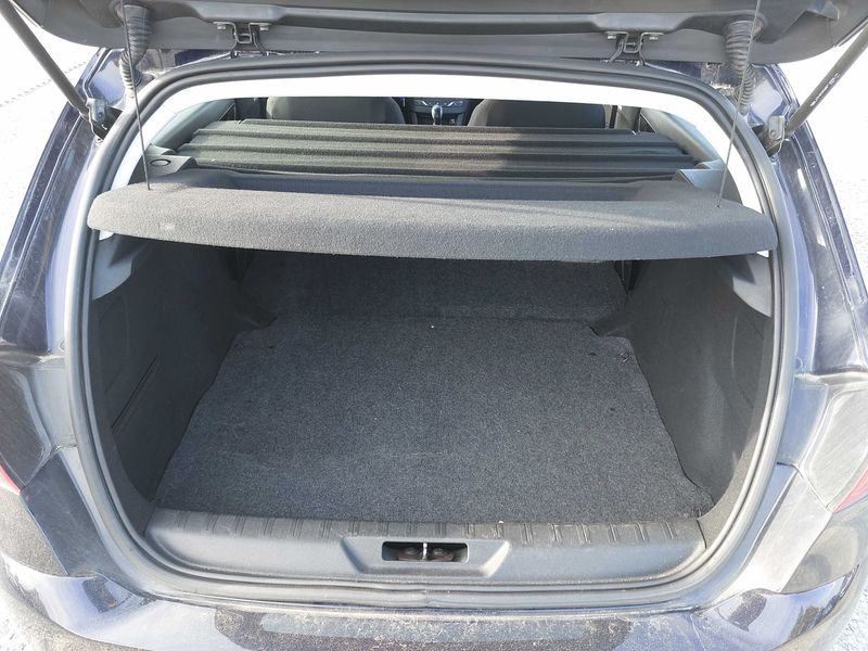Peugeot 308 1.6 Blue-HDi Premium Pack 2018 – снимка 9