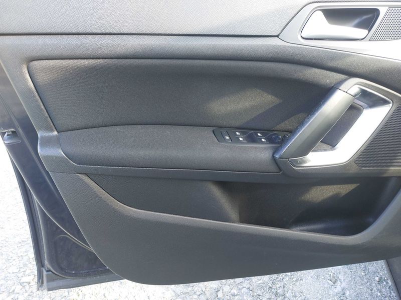 Peugeot 308 1.6 Blue-HDi Premium Pack 2018 – снимка 48