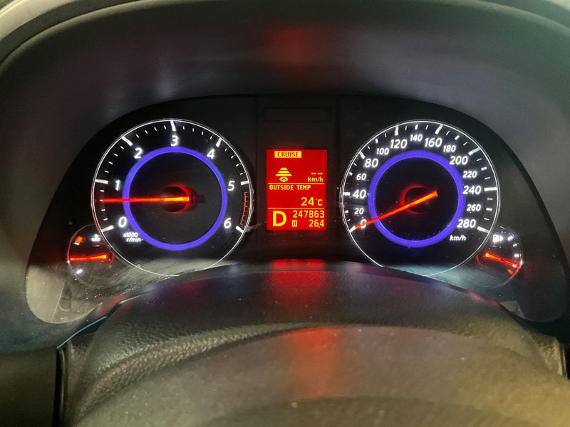 Infiniti FX 3.0 V6 Diesel FX30d S Premium 2010 – снимка 18
