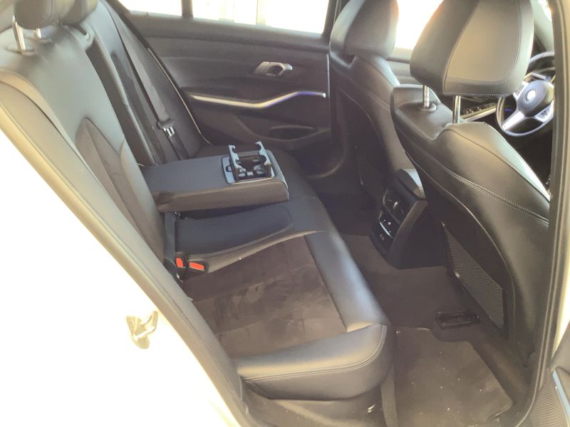 BMW 3er 318d Mild-Hybrid M Sport 2021 – снимка 19