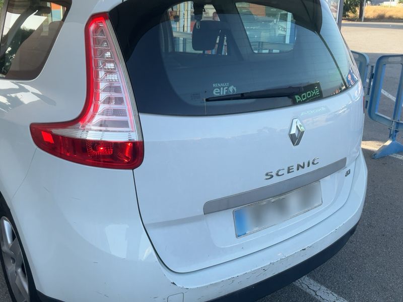 Renault Grand Scenic 1.5 dCi Selection 2015 – снимка 6