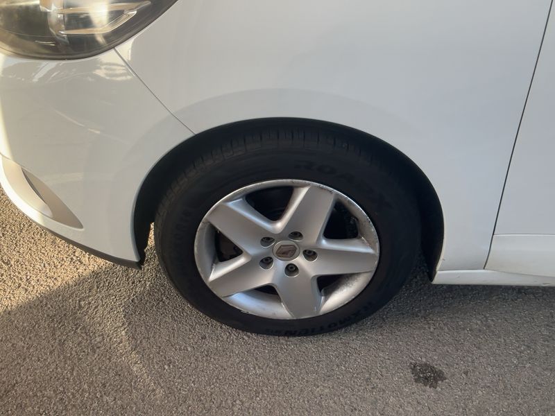 Renault Grand Scenic 1.5 dCi Selection 2015 – снимка 3