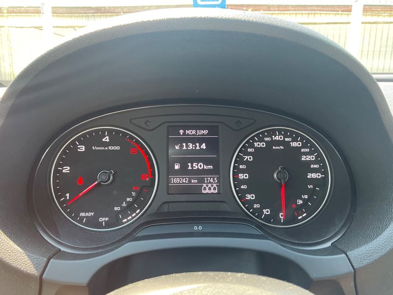 Audi A3 Sportback 1.6 TDI 2018 – снимка 19