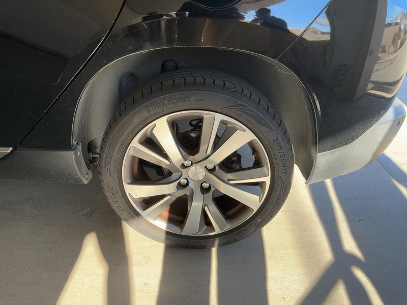 Peugeot 2008 1.6 e-HDi Crossway 2015 – снимка 5