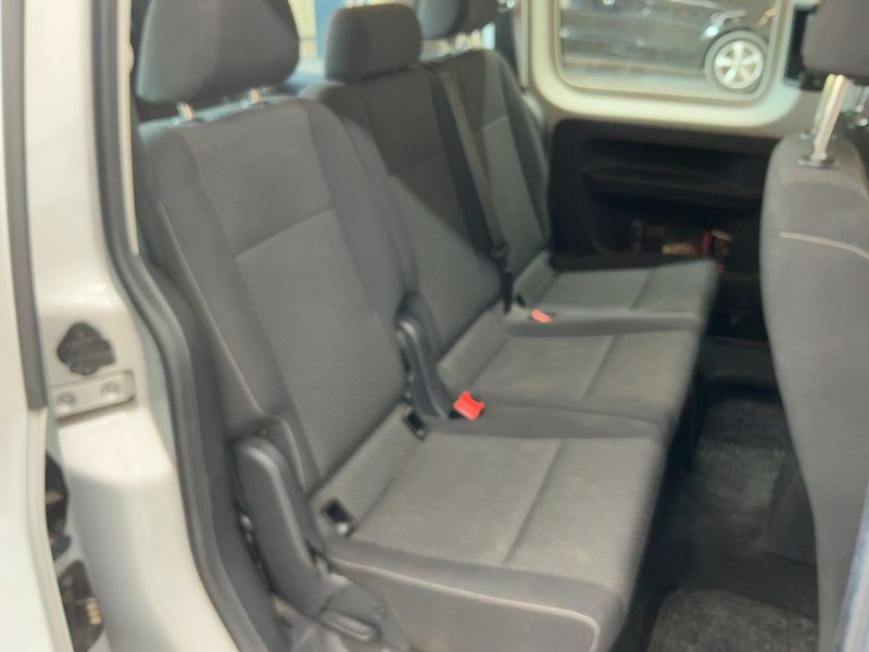 Volkswagen Caddy 2.0 TDI Maxi Trendline BlueMotion Tech 2017 – снимка 19