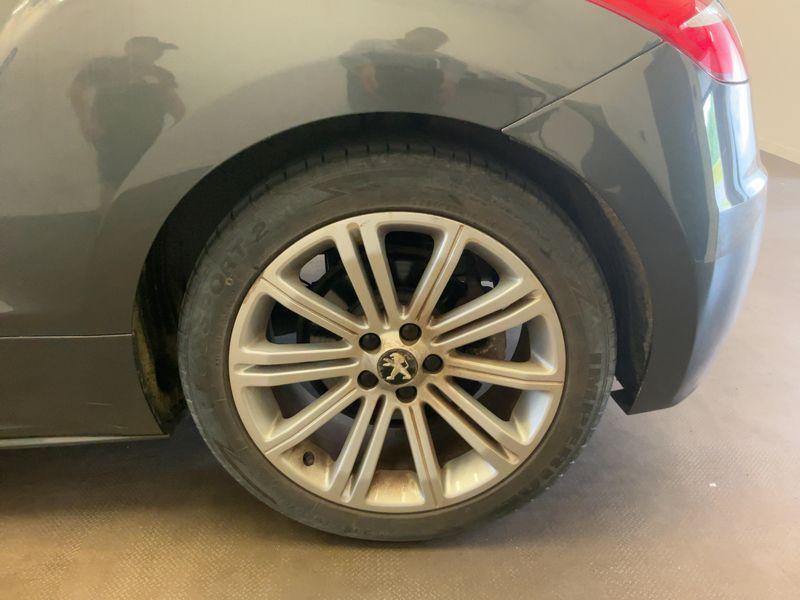 Peugeot RCZ 2.0 HDi Basis 2010 – снимка 5