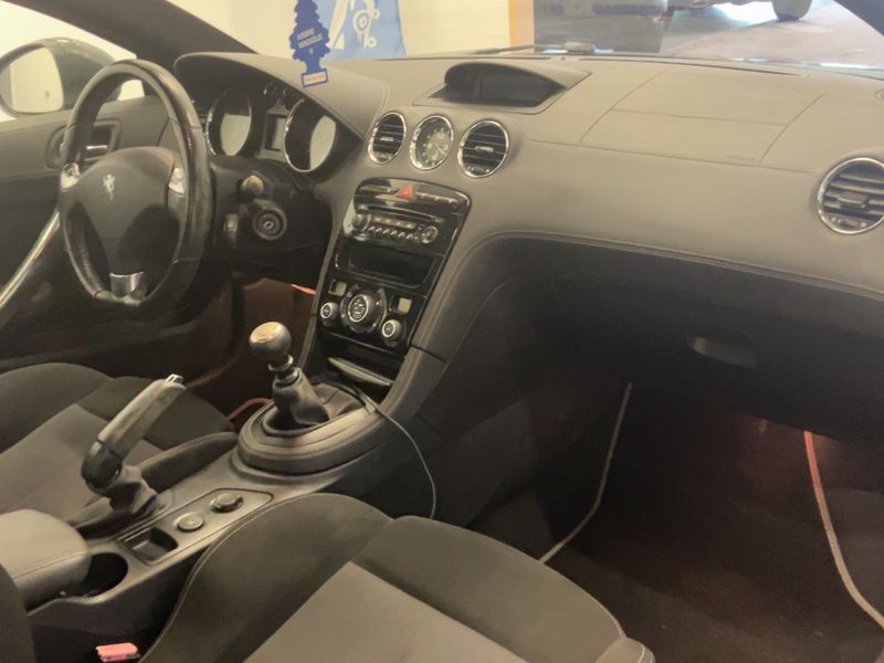 Peugeot RCZ 2.0 HDi Basis 2010 – снимка 17