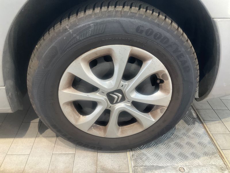 Citroen Berlingo 1.2 PureTech Shine 2017 – снимка на щета
