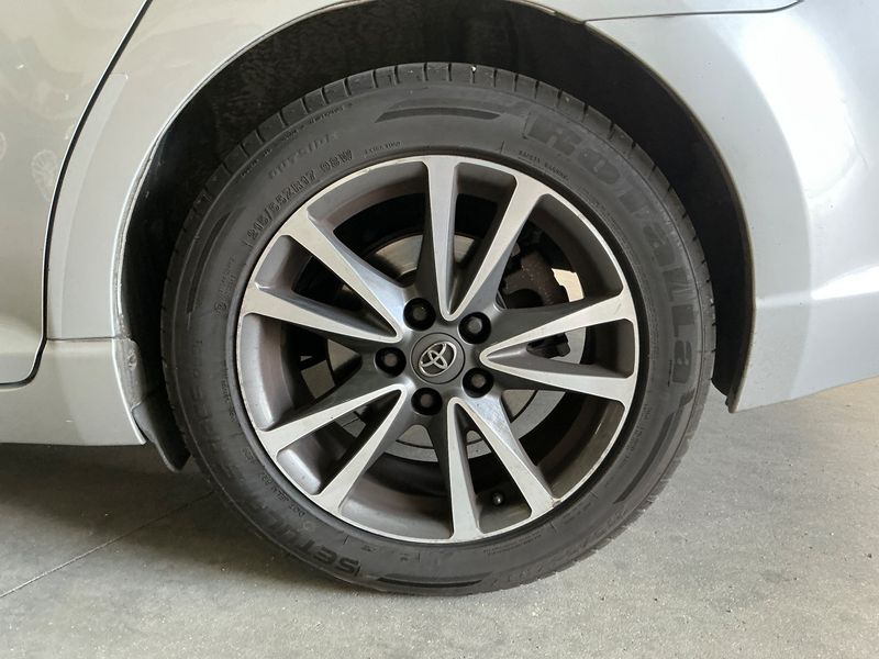 Toyota Avensis 2.0 D-4D 2014 – снимка 5