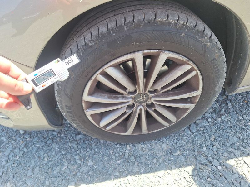 Citroen C4 1.6 HDi Exclusive 2011 – снимка 31