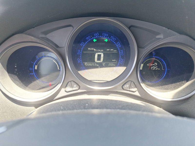 Citroen C4 1.6 HDi Exclusive 2011 – снимка 12