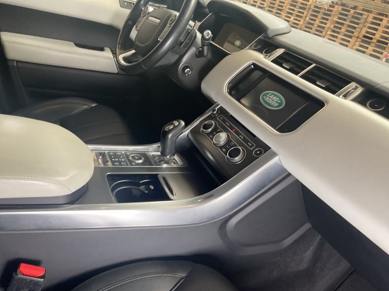 Land Rover Range Rover Sport 3.0 SD V6 Hybrid HSE Dynamic 2015 – снимка 23