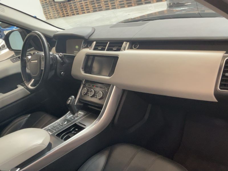 Land Rover Range Rover Sport 3.0 SD V6 Hybrid HSE Dynamic 2015 – снимка 17
