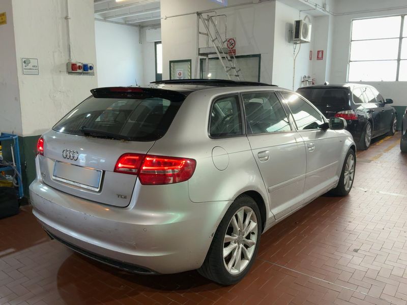 Audi A3 Sportback 2.0 TDI Ambition 2012 – снимка 8