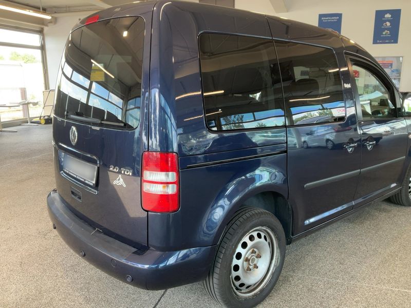 Volkswagen Caddy 2.0 TDI Roncalli Trendline 2011 – снимка на щета