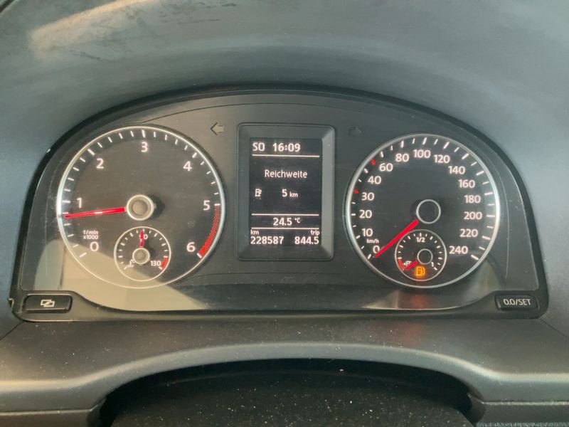 Volkswagen Caddy 2.0 TDI Roncalli Trendline 2011 – снимка 13
