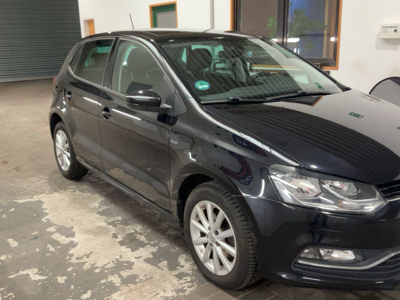 Volkswagen Polo 1.4 TDI Lounge BlueMotion Tech 2015 – снимка 12