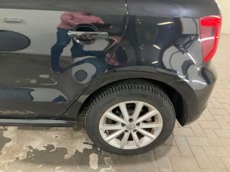 Volkswagen Polo 1.4 TDI Lounge BlueMotion Tech 2015 – снимка 5