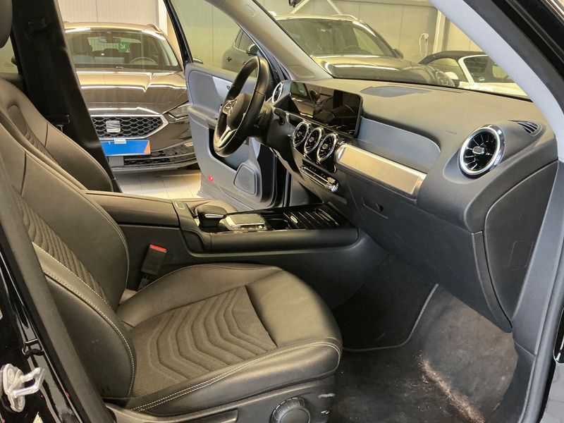 Mercedes-Benz GLB-Klasse GLB 200 d Style 2022 – снимка 17