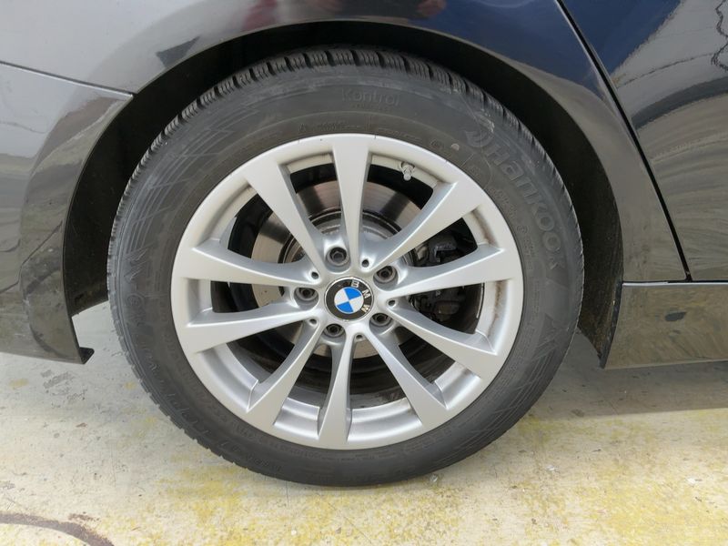 BMW 3er 318d Sport Line 2017 – снимка 9