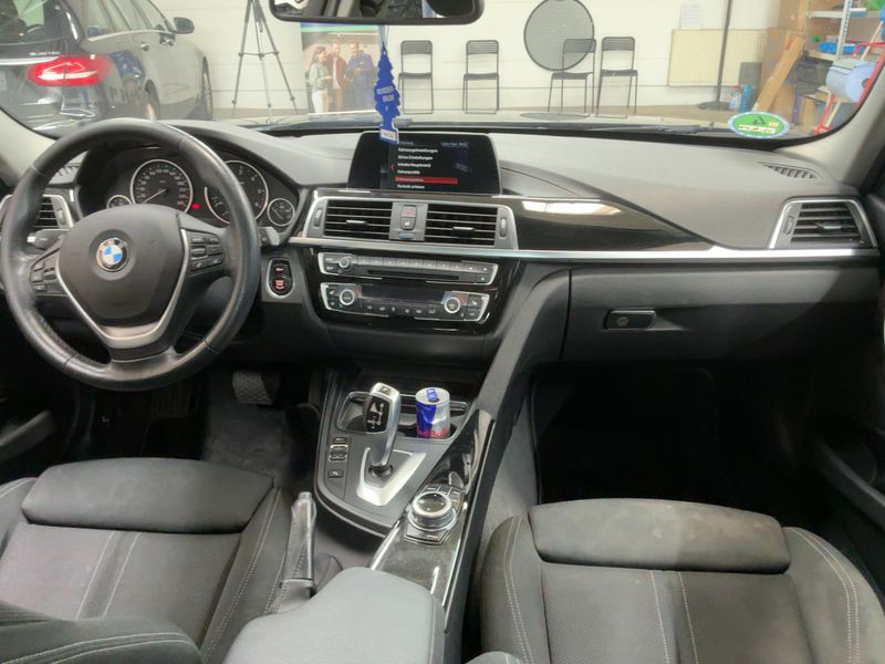 BMW 3er 318d Sport Line 2017 – снимка 18