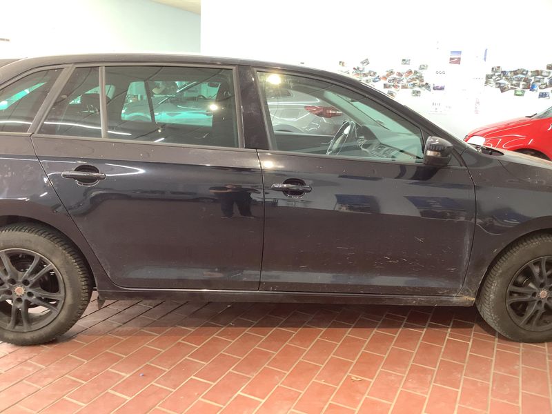 Skoda Rapid Spaceback 1.2 TSI Emotion Plus 2015 – снимка 10