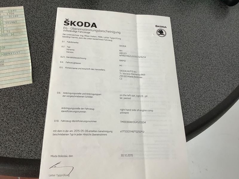 Skoda Rapid Spaceback 1.2 TSI Emotion Plus 2015 – снимка 22