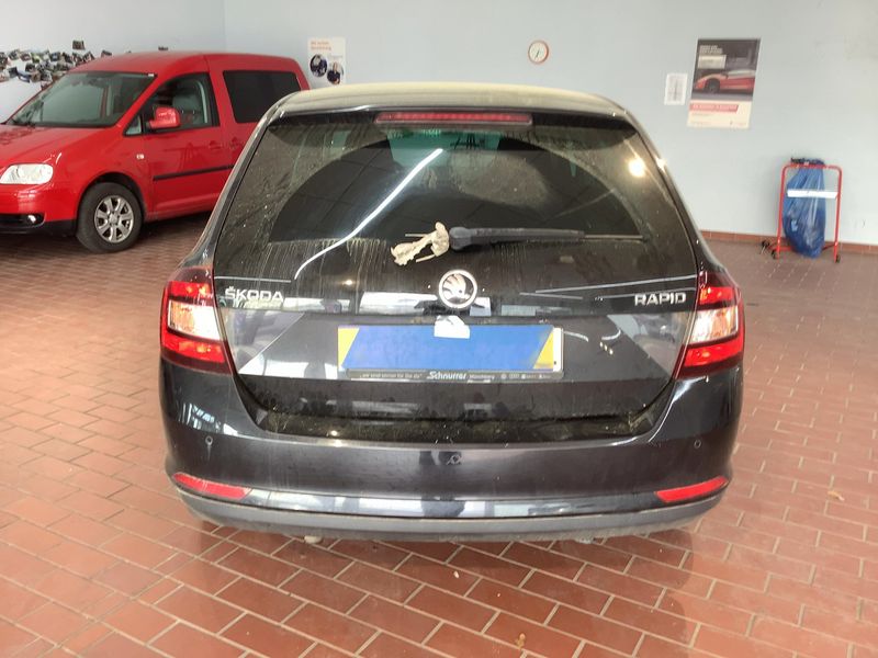 Skoda Rapid Spaceback 1.2 TSI Emotion Plus 2015 – снимка 7