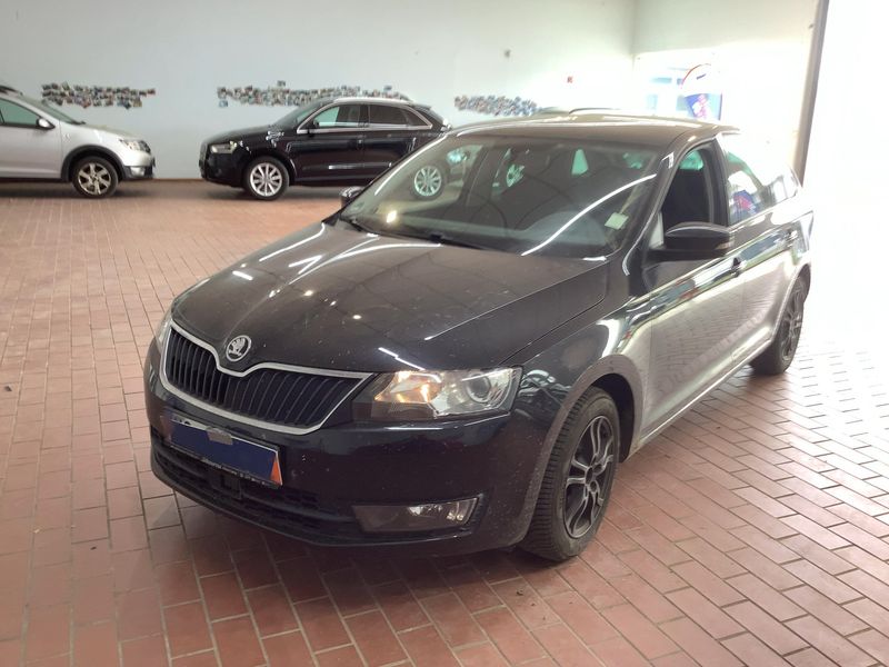 Skoda Rapid Spaceback 1.2 TSI Emotion Plus 2015 – снимка 1