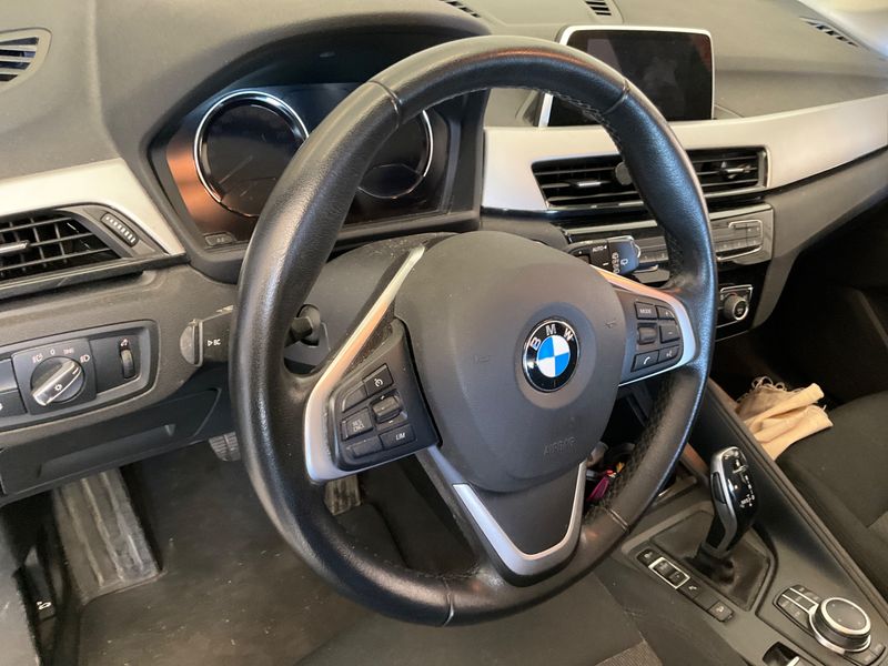 BMW X1 xDrive 18d Advantage 2019 – снимка 22