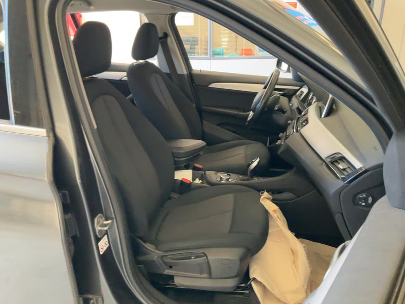 BMW X1 xDrive 18d Advantage 2019 – снимка 16