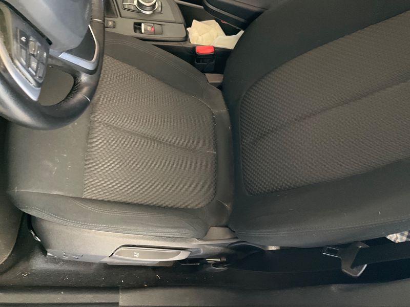 BMW X1 xDrive 18d Advantage 2019 – снимка 23