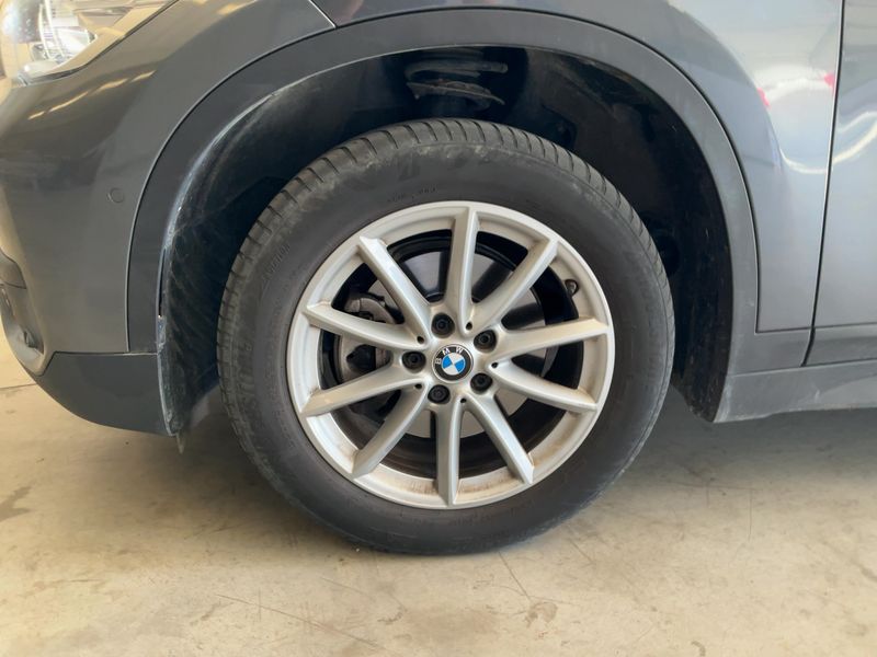 BMW X1 xDrive 18d Advantage 2019 – снимка 3