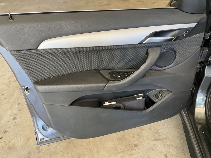BMW X1 xDrive 18d Advantage 2019 – снимка 24