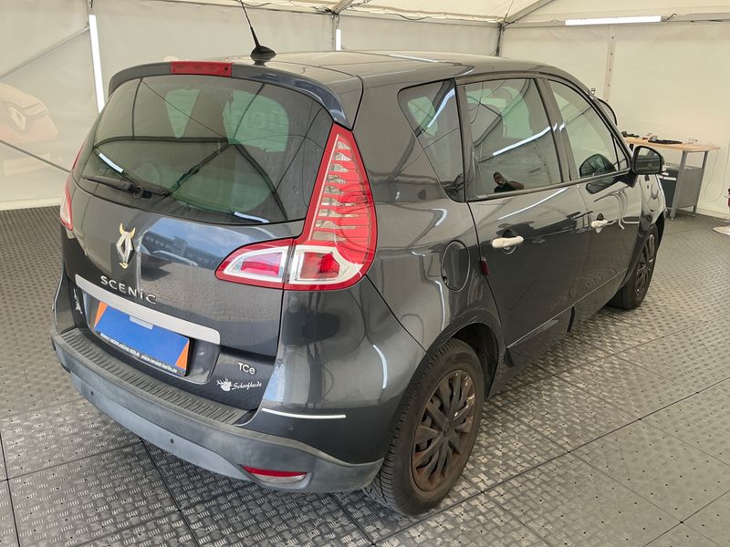 Renault Scenic 1.4 TCe Dynamique 2011 – снимка 2