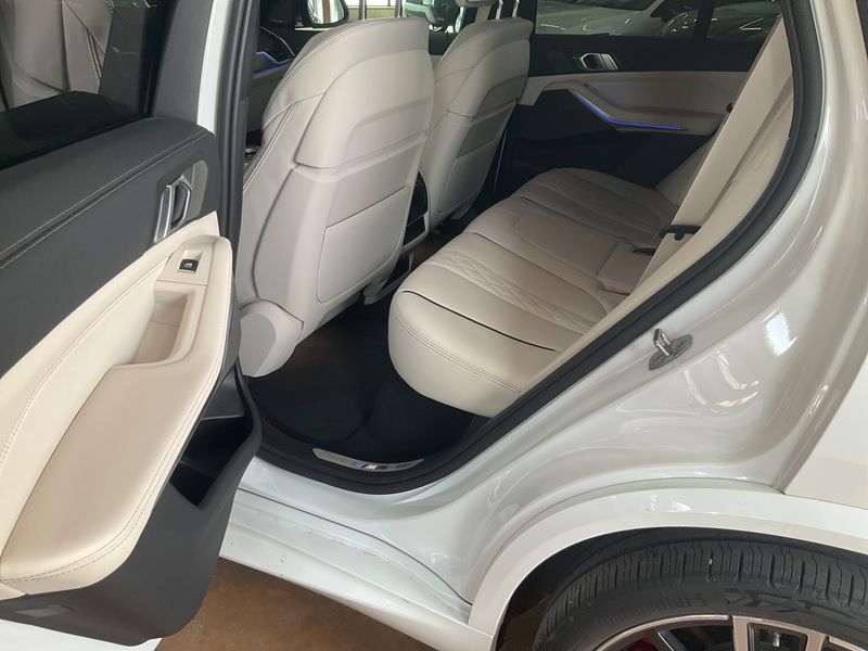 BMW X5 xDrive 30d Mild-Hybrid M Sport 2021 – снимка 24