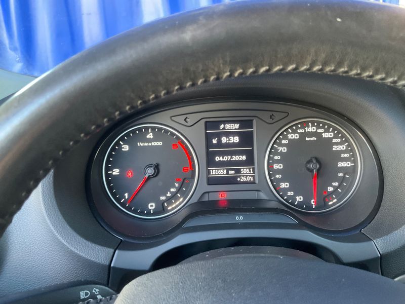 Audi A3 Sportback 1.6 TDI Attraction 2014 – снимка 18