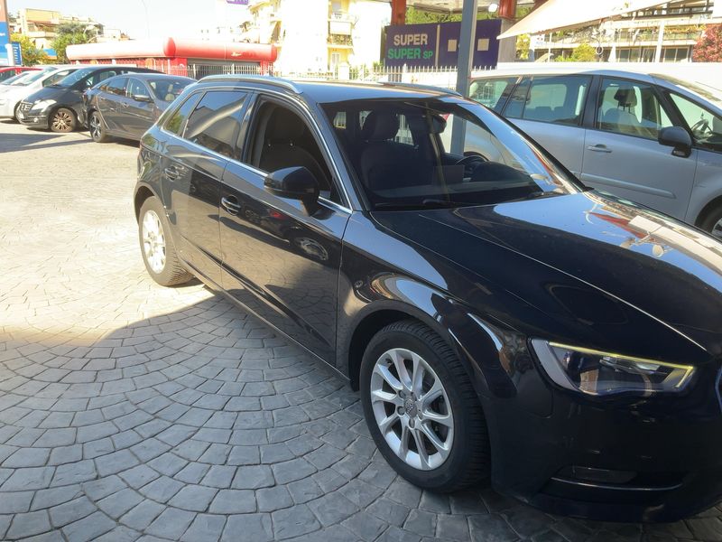 Audi A3 Sportback 1.6 TDI Attraction 2014 – снимка на щета 12