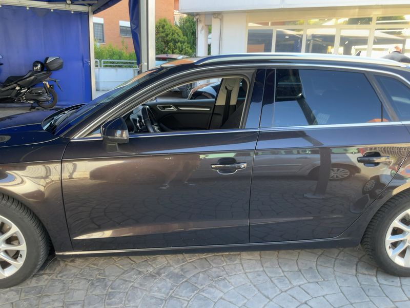 Audi A3 Sportback 1.6 TDI Attraction 2014 – снимка на щета 4